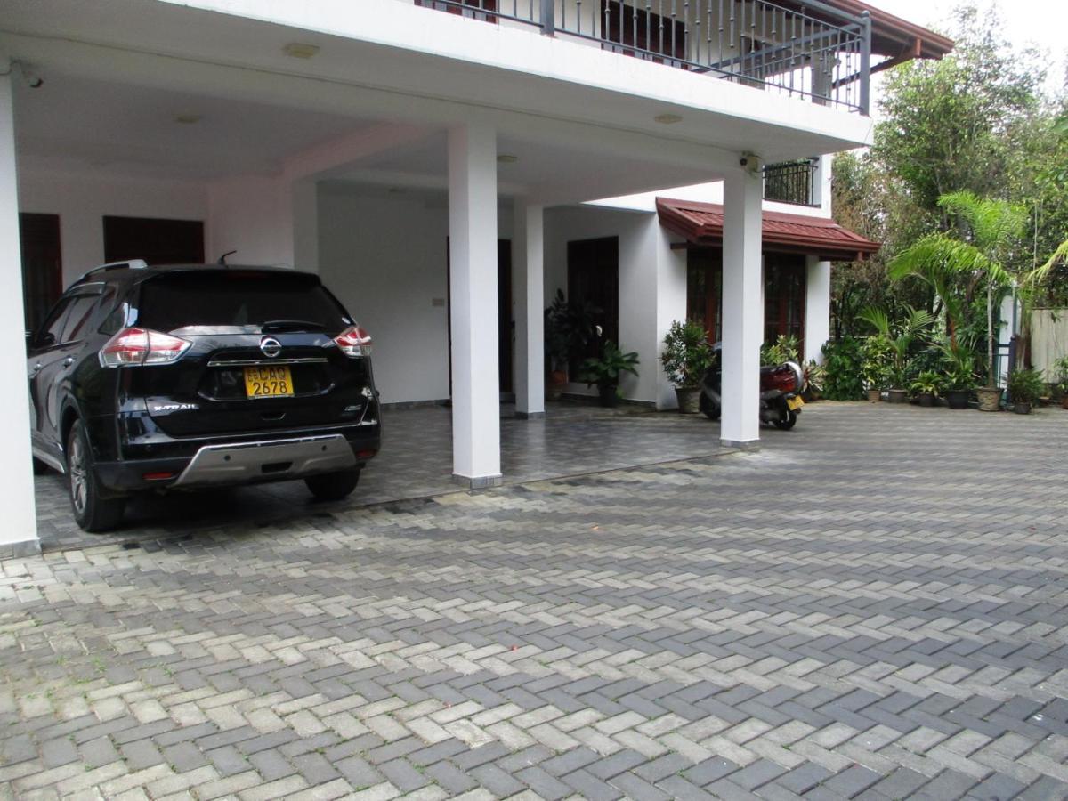 Sun Set Forest Villa Kandy Exterior foto